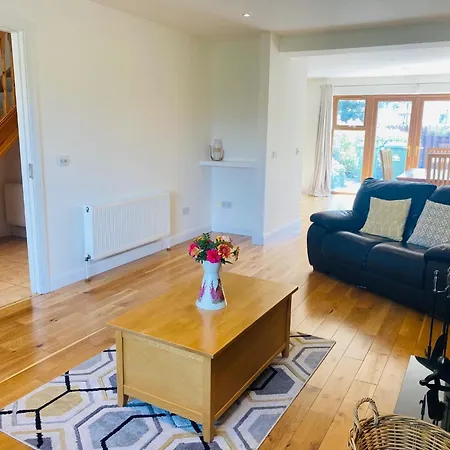 Within Easy Walking Distance To Kenmare